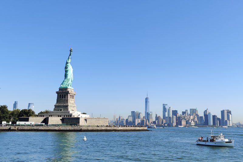 Statue of Liberty & NY skyline